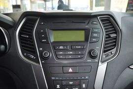 2013款现代全新胜达2.4GL自动前驱舒适型