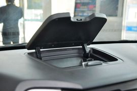 2013款现代全新胜达2.4GL自动前驱舒适型