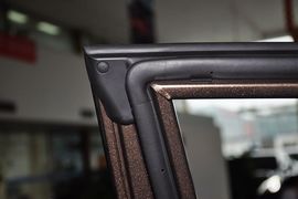 2013款现代全新胜达2.4GL自动四驱舒适型