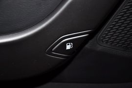 2013款现代全新胜达2.4GL自动四驱舒适型