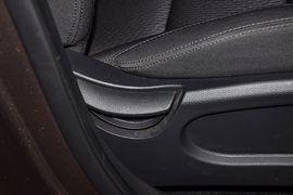 2013款现代全新胜达2.4GL自动四驱舒适型