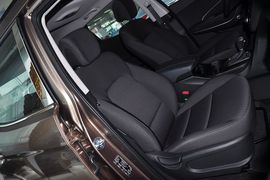 2013款现代全新胜达2.4GL自动四驱舒适型