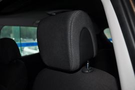 2013款现代全新胜达2.4GL自动四驱舒适型