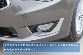 2013款起亚新凯尊