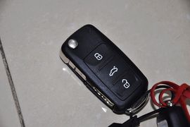 2013款斯柯达明锐1.6L手自一体逸致版