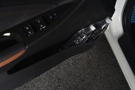 2016款长安逸动