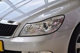 2013款斯柯达明锐1.6L手自一体逸致版