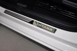 2013款大众全新桑塔纳1.4L手动舒适版