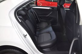 2013款大众全新桑塔纳1.4L手动舒适版