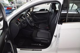2013款大众全新桑塔纳1.4L手动舒适版