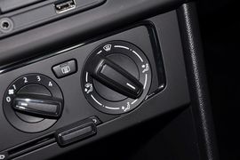 2013款大众全新桑塔纳1.4L手动舒适版