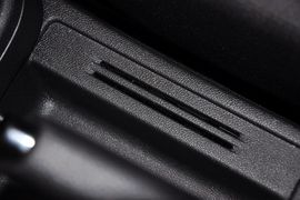 2013款大众全新桑塔纳1.6L手动风尚版