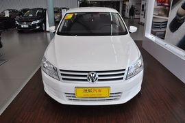 2013款大众全新桑塔纳1.6L手动风尚版