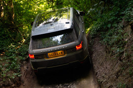 2014款路虎揽胜运动版英国试驾实拍