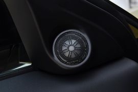 2013款路虎揽胜极光2.0T熠动限量版