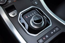2013款路虎揽胜极光2.0T熠动限量版