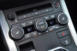 2013款路虎揽胜极光2.0T熠动限量版