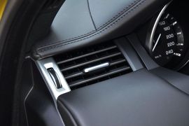 2013款路虎揽胜极光2.0T熠动限量版