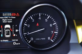 2013款路虎揽胜极光2.0T熠动限量版