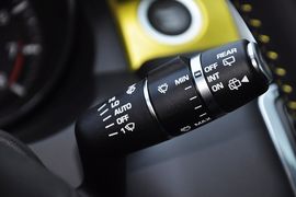 2013款路虎揽胜极光2.0T熠动限量版