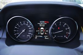 2013款路虎揽胜极光2.0T熠动限量版