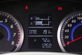 2012款众泰Z300对比海马M3文章配图