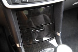 2012款众泰Z300对比海马M3文章配图