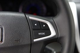 2012款众泰Z300对比海马M3文章配图