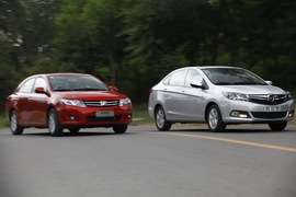 2012款众泰Z300对比海马M3文章配图