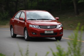 2012款众泰Z300对比海马M3文章配图