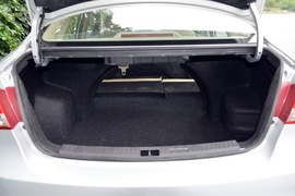 2013款海马M3深度试驾实拍