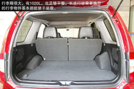 2013款郑州日产帕拉丁2.4L四驱纪念版豪华型试驾