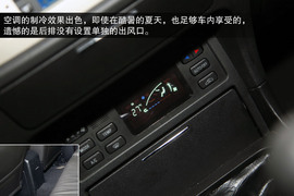 2013款郑州日产帕拉丁2.4L四驱纪念版豪华型试驾