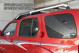 2013款郑州日产帕拉丁2.4L四驱纪念版豪华型试驾