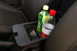 2013款郑州日产帕拉丁2.4L四驱纪念版豪华型试驾