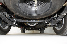 2013款郑州日产帕拉丁2.4L四驱纪念版豪华型试驾