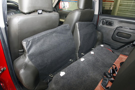 2013款郑州日产帕拉丁2.4L四驱纪念版豪华型试驾