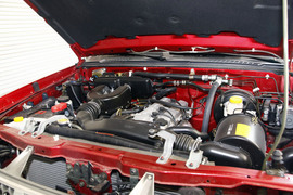 2013款郑州日产帕拉丁2.4L四驱纪念版豪华型试驾