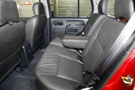 2013款郑州日产帕拉丁2.4L四驱纪念版豪华型试驾