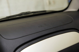 2013款郑州日产帕拉丁2.4L四驱纪念版豪华型试驾