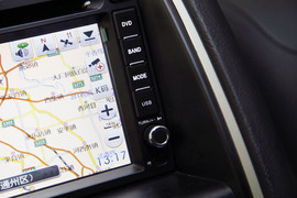 2013款郑州日产帕拉丁2.4L四驱纪念版豪华型试驾