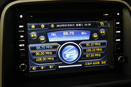 2013款郑州日产帕拉丁2.4L四驱纪念版豪华型试驾