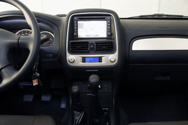 2013款郑州日产帕拉丁2.4L四驱纪念版豪华型试驾