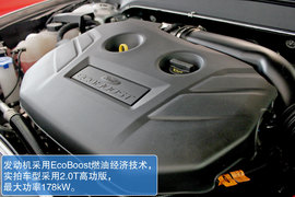 各种基本条件达到神车级别　实拍新蒙迪欧　