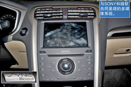 各种基本条件达到神车级别　实拍新蒙迪欧　