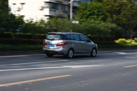 试驾2013款马自达5