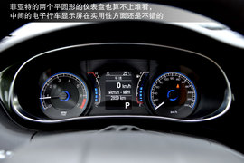 菲亚特菲翔对比雪铁龙C4