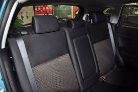 2013款广汽三菱新劲炫2.0L手动两驱舒适版