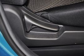 2013款广汽三菱新劲炫2.0L手动两驱舒适版