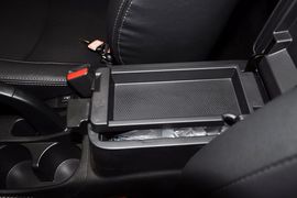 2013款广汽三菱新劲炫2.0L自动四驱旗舰版